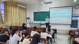 安徽师范大学2138CC太阳集团来我院开展研究生招生宣讲